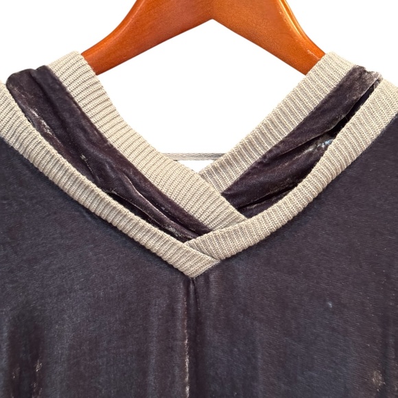 Womens, Pete & Greta Velvet Hoodie. Size: L, Color: Blue/Grey - Picture 2 of 9
